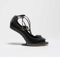 blahnikshoes.jpg
