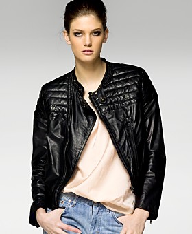 12204131_black.jpg