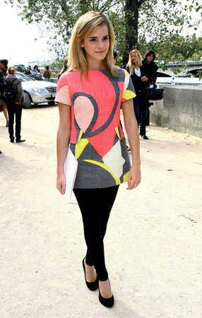 emma-watson-leggins emma-watson-leggins