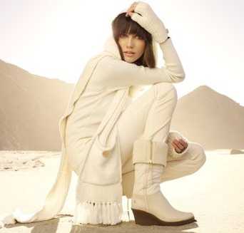 UGG2