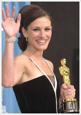 Black Suits Look Julia Roberts3