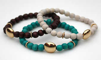 Friendship bracelets3