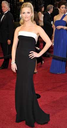 Dresses at The Oscar Awards 2011f